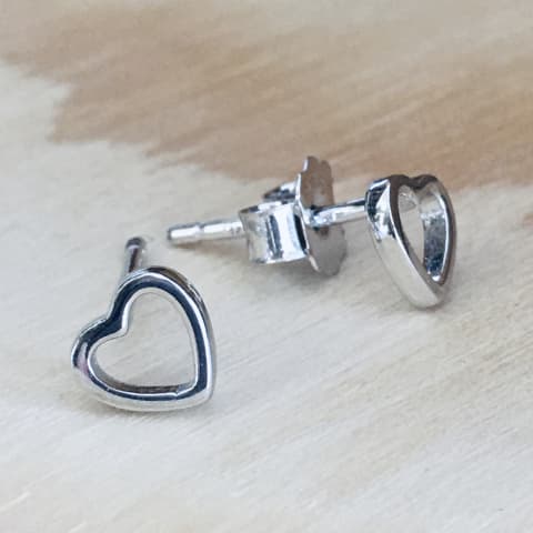 ks11-herz-silber-rhodiniert-6×6-mm