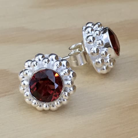 oh115-facettierter-granat-11-mm