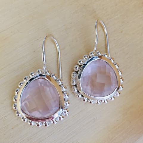 oh134-facettierter-rosenquarz-15×15-mm