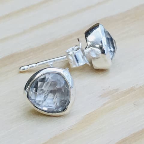 oh135-facettierter-bergkristall-7-mm