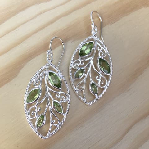oh138-facettierter-peridot-32×20-mm