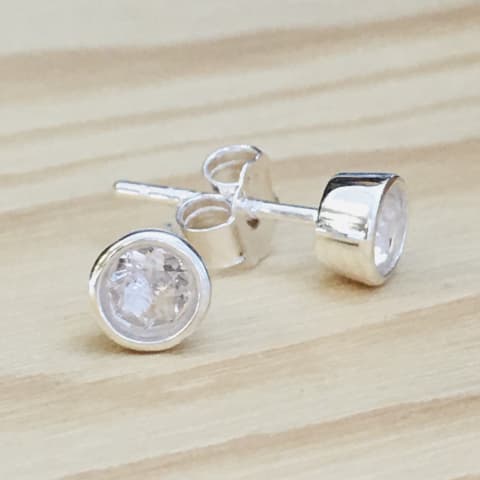 oh238-facettierter-bergkristall-5-mm