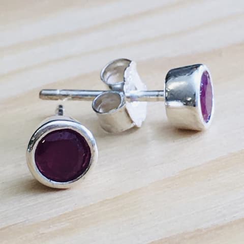 oh238-facettierter-rubin-5-mm