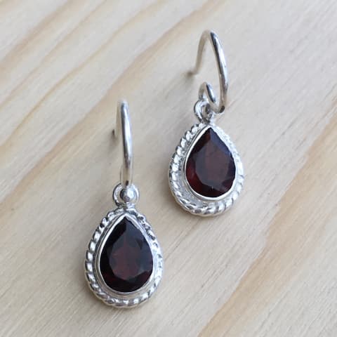 oh245-facettierter-granat-11×8-mm