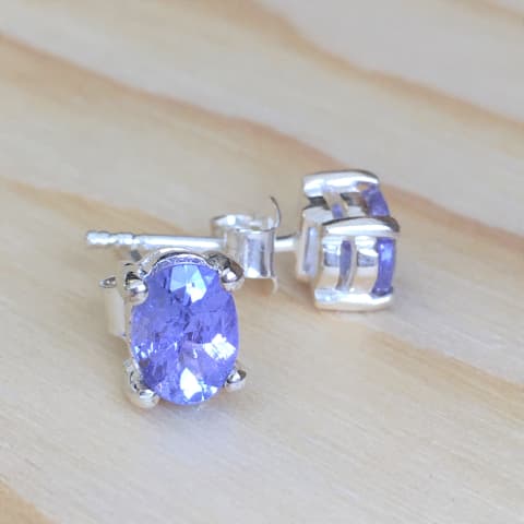 oh272-facettierter-tansanit-5×7-mm