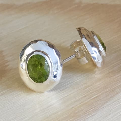 oh278-facettierter-peridot-13×11-mm