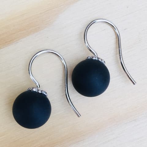 oh29-onyx-matt-silber-rhodiniert-10-mm