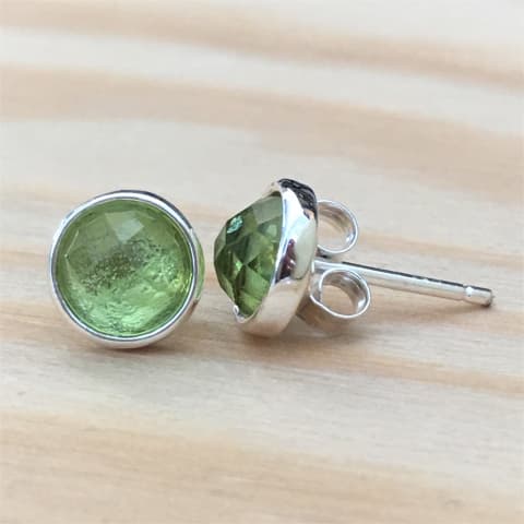 oh41-facettierter-peridot-8-mm