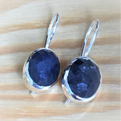 oh556-facettierter-saphir-12×10-mm