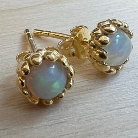 oh561-opal-silber-vergoldet-7-mm
