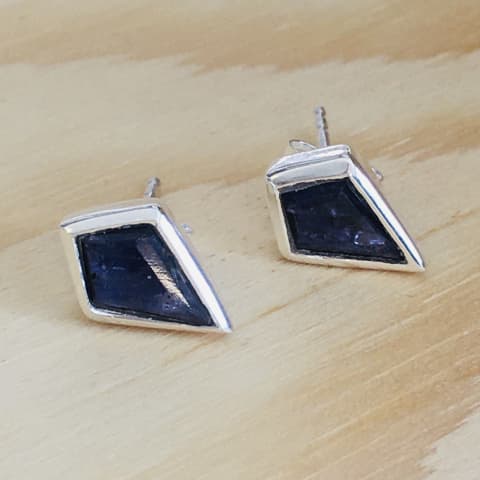 oh685-facettierter-iolith-11×7-mm