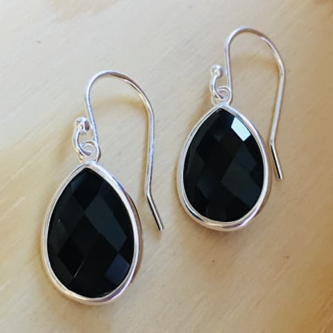 oh779-facettierter-onyx-18×12-mm