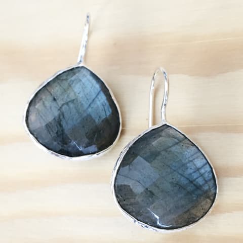 oh793-facettierter-labradorit-21×21-mm