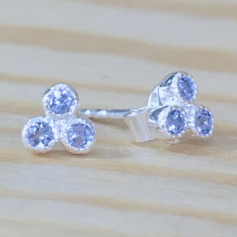 oh815-facettierter-tansanit-6-mm