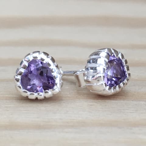 oh849-herz-facettierter-amethyst-7×7-mm