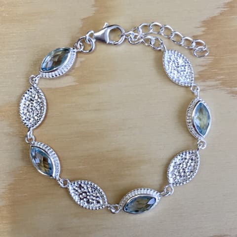 ab119-silber-facettierter-blauer-topas.jpg
