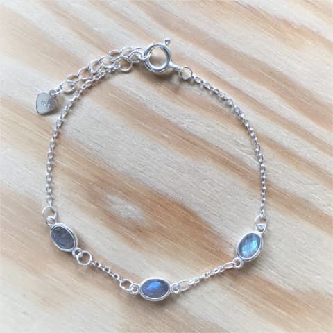 ab45-facettierter-labradorit-silber.jpg