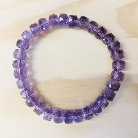 abe15-elast-armband-facettierter-amethyst.jpg