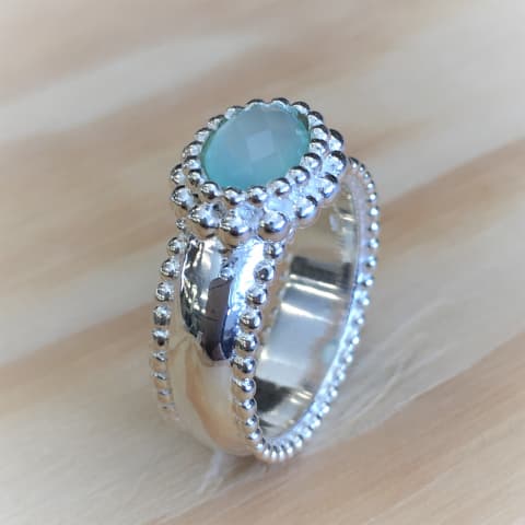 r113-facettierter-aqua-achat.jpg