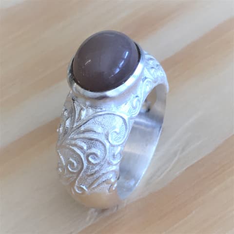 r123-chocolate-mondstein-silber-matt.jpg