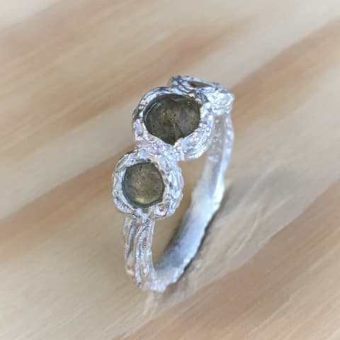 r159-facettierter-labradorit-silber-matt.jpg