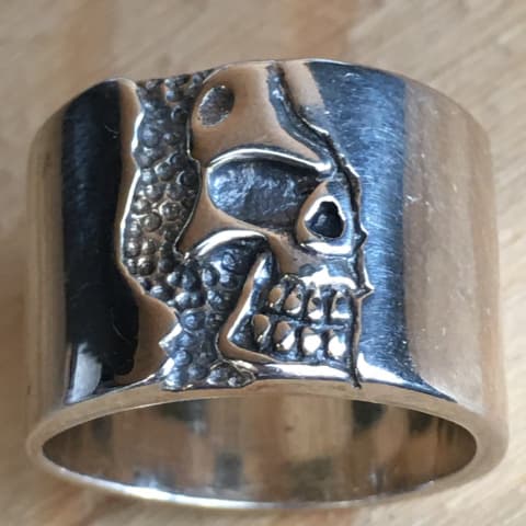 r164-totenkopf-silber-geschwaerzt.jpg