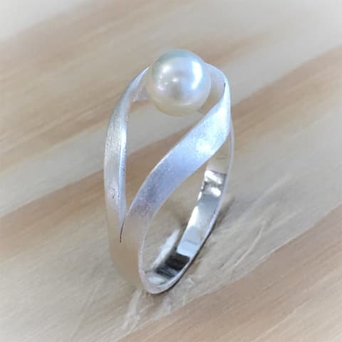 r181-suesswasserperle-silber-matt.jpg
