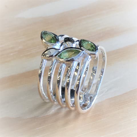 r265-facettierter-peridot.jpg