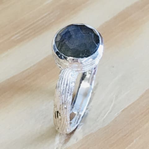 r327-facettierter-labradorit-silber-matt.jpg