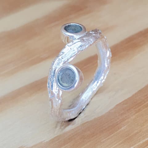 r330-facettierter-labradorit-silber-matt.jpg