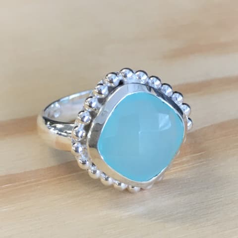 r91-facettierter-aqua-achat.jpg
