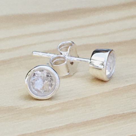 oh238-facettierter-bergkristall-5-mm