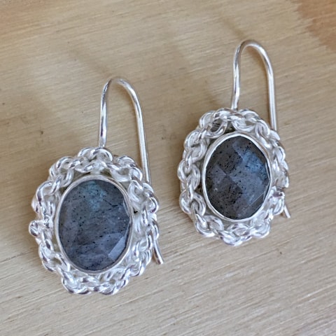 oh244-facettierter-labradorit-15×13-mm