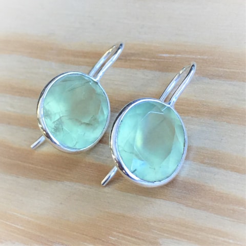oh34-facettierter-prehnit-13×11-mm