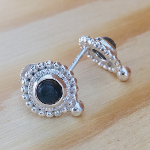 oh687-silber-labradorit-12-x-9-mm