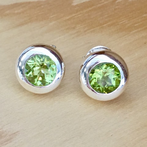 oh701-facettierter-peridot-10-mm