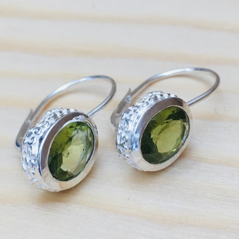 oh799-facettierter-peridot-12×10-mm