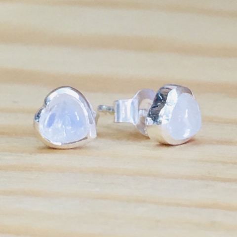 oh838-herz-regenbogen-mondstein-7×65-mm