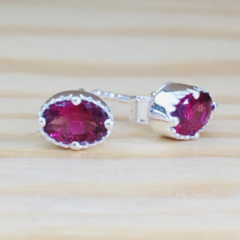 oh846-facettierter-rosa-turmalin-7×5-mm