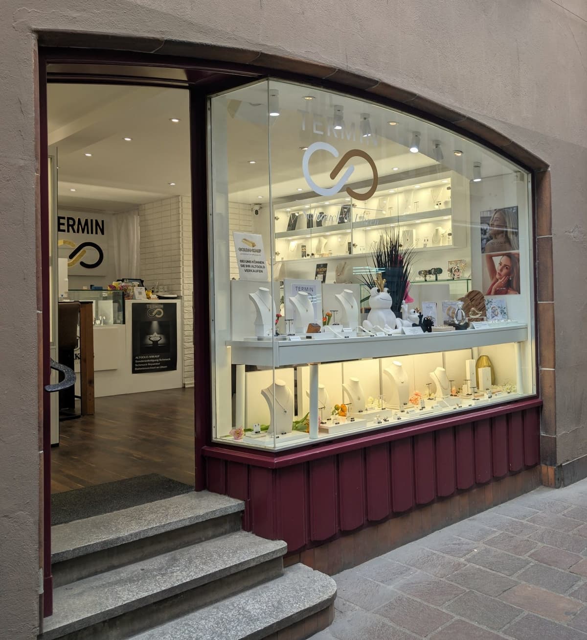 Termin8 Juwelier an der Löwengässchen 3 in Schaffhausen