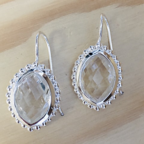 oh137-facettierter-bergkristall-19×15-mm