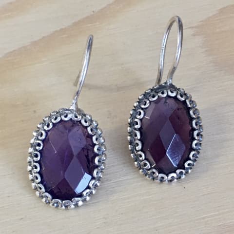 oh16-silber-geschwaerzt-facettierter-amethyst-17×13-mm