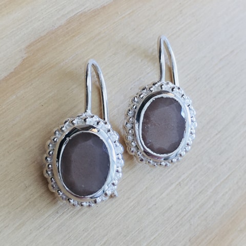 oh160-facettierter-chocolate-mondstein-12×10-mm