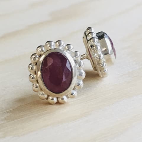 oh169-facettierter-rubin-11×10-mm