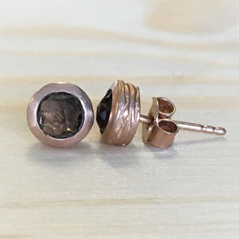 oh215-facettierter-rauchquarz-silber-rose-vergoldet-7-mm