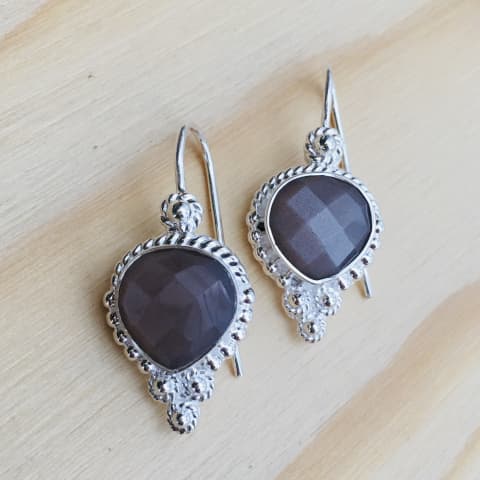 oh224-facettierter-chocolate-mondstein-22×14-mm
