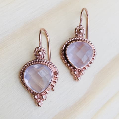 oh224-facettierter-rosenquarz-silber-rose-vergoldet-22×14-mm