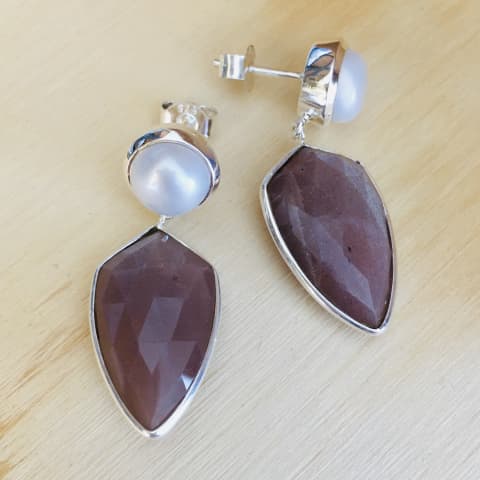 oh243-facettierter-chocolate-mondstein-suesswasserperle-35×13-mm