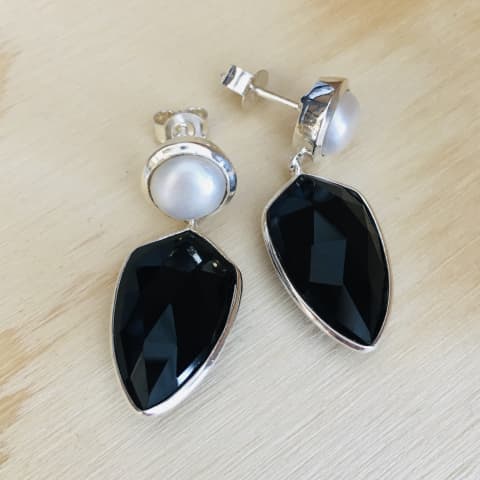 oh243-facettierter-onyx-suesswasserperle-35×13-mm