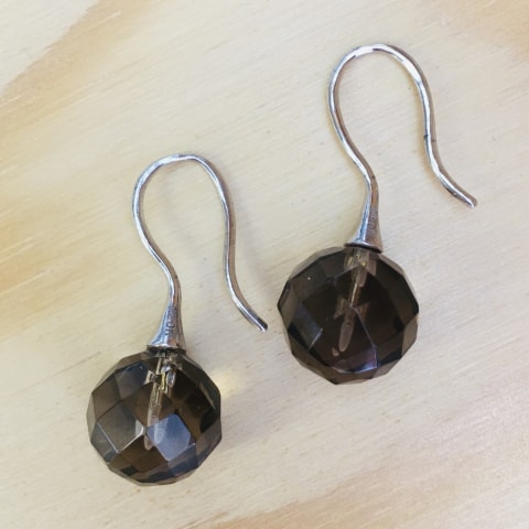oh25-silber-facettierter-rauchquarz-10-mm